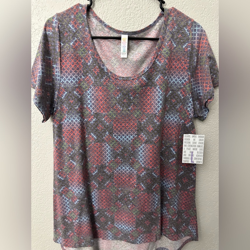 LuLaRoe Classic Tee